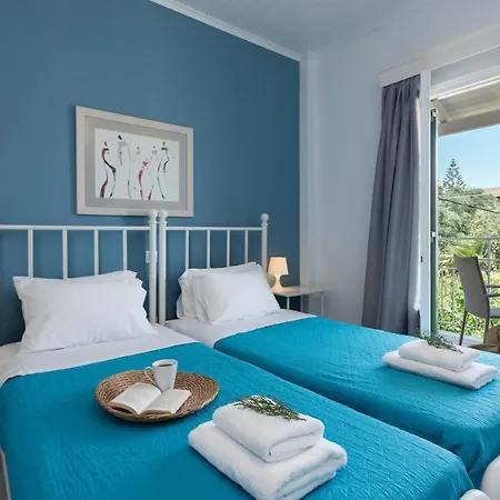 Marika アパートホテル