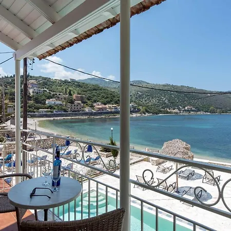 Marika アパートホテル