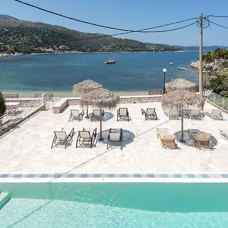 Marika アパートホテル 3*